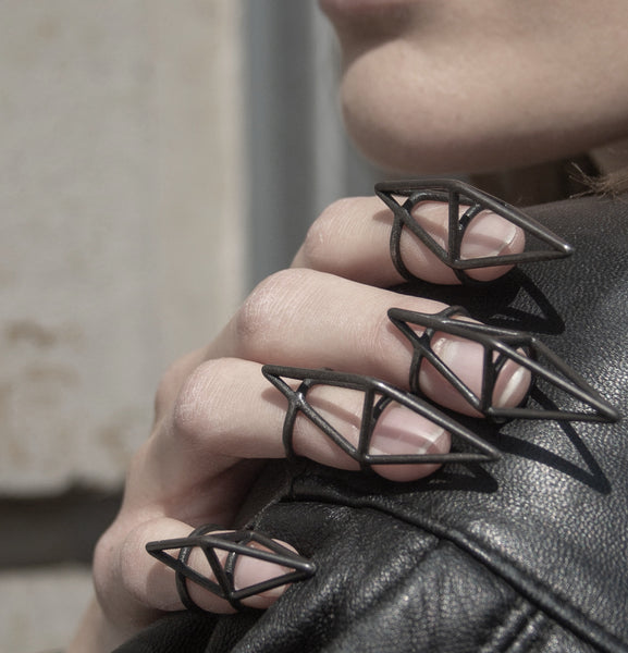 Dipyramid Nail Ring - Black